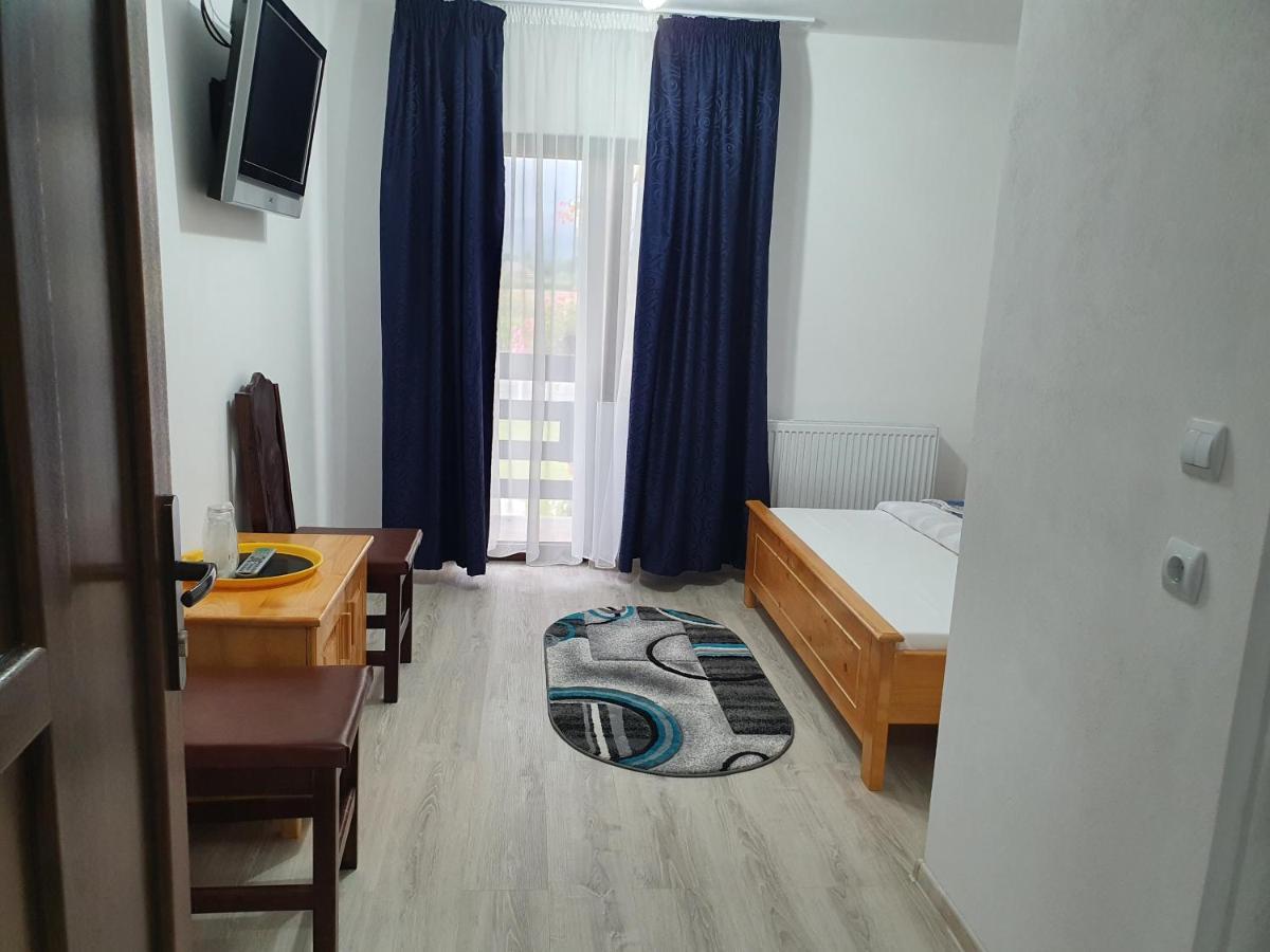 Pensiunea Ronicson Milostea Buitenkant foto