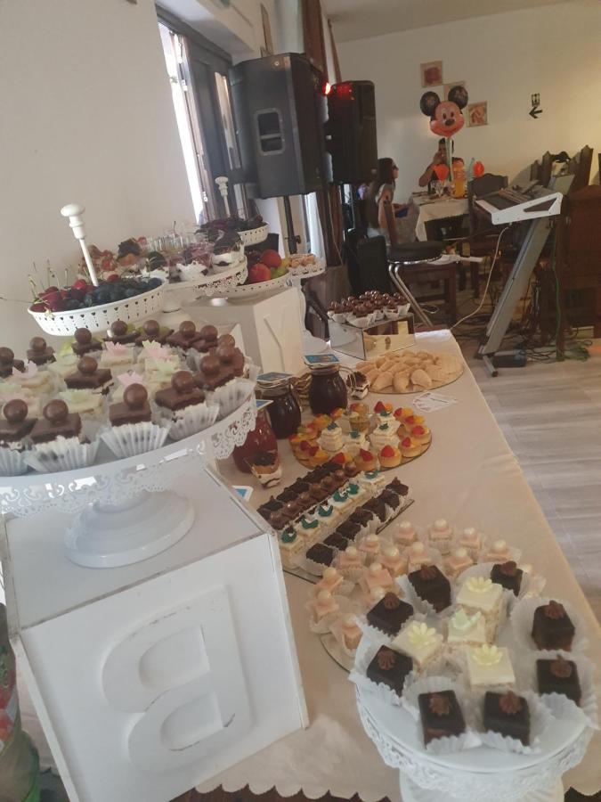 Pensiunea Ronicson Milostea Buitenkant foto